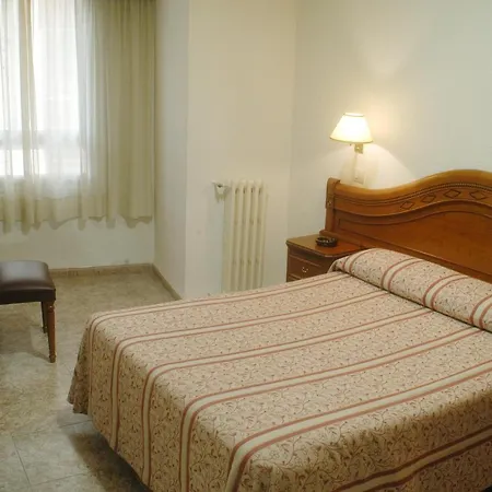 Riviera Hotel 2*