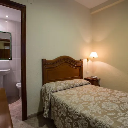 Hotel Riviera 2*