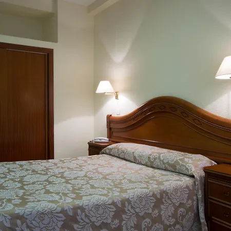 Szálloda Riviera 2*