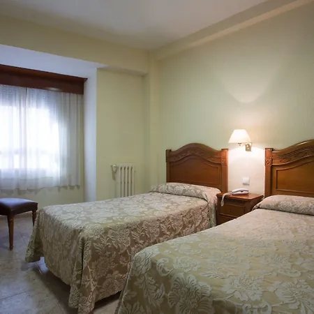 Hotel Riviera 2*