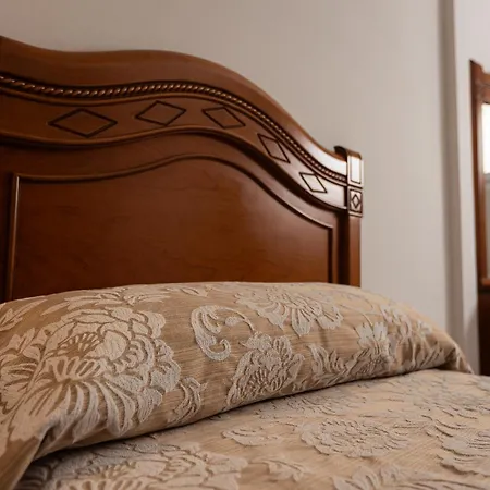 Riviera Hotel 2*
