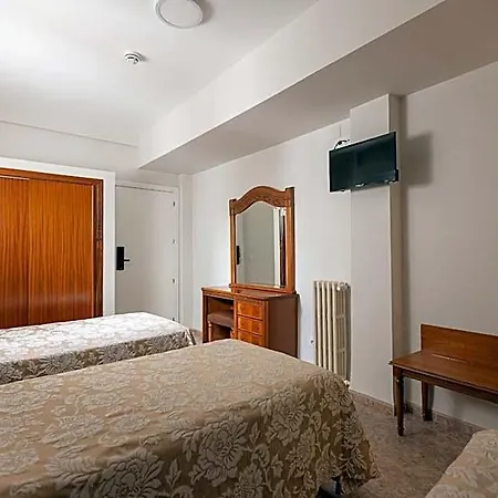 Riviera Hotel 2*