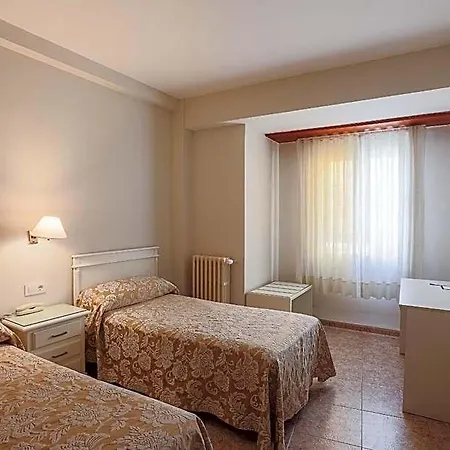Hotel Riviera 2*