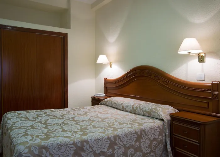 Отель Riviera 2*